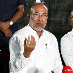 Days after violence, Manipur CM, ministers meet Shah