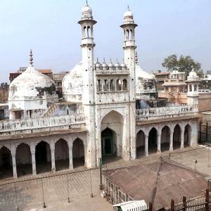 Gyanvapi case: SC agrees to hear Muslim side's plea