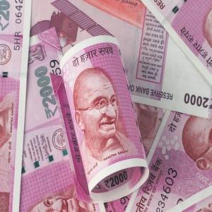 PIL filed against exchanging Rs 2000 notes without ID