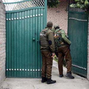Houses of 8 Pak-based terrorists raided in J-K