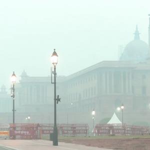 Air pollution in Delhi nears 'severe' category again