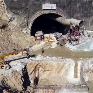 After 5 days, slow progress marks tunnel rescue work