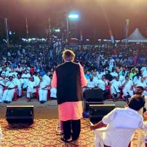 Cong's Kerala rally backs Palestine; Tharoor clarifies