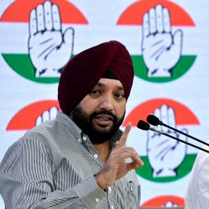 Delhi Cong chief resigns over alliance with AAP