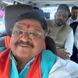 Jolt to Cong as Indore nominee joins BJP before polls