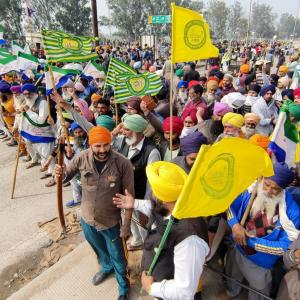 Delhi borders fortified as farmers to resume march
