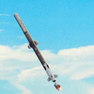 India conducts 2 flight tests of short-range air defence missile