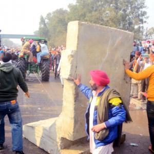 Open Shambhu border, regulate traffic, SC tells Haryana