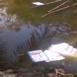 Angry mob disrupts polling in WB, throws EVMs in pond