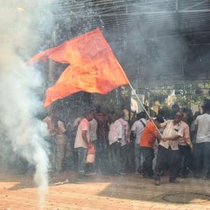 BJP-led alliance suffers jolt in Maharashtra