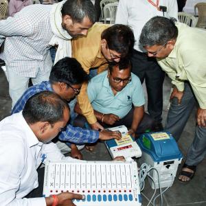 False: Poll official on EVM news; notices issued