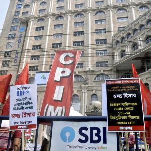 SBI submits details of electoral bonds to poll panel