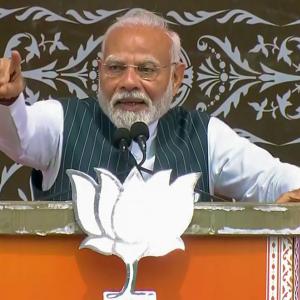 It's 3 dynasties vs J-K youths: Modi at 1st poll rally