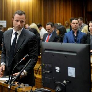 Pistorius gets emotional at graphic evidence