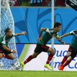 PHOTOS: Mexico crush Croatia to set up Dutch date