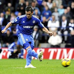 Lampard holds nerve as Chelsea stretch lead