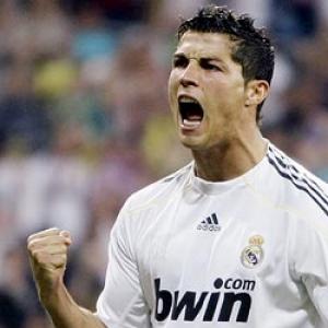 Ronaldo scores first Real goal