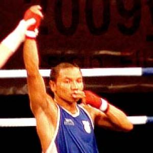Suranjoy stuns Olympic medallist, enters semis