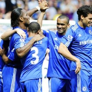 FIFA bans Chelsea from buying players until 2011
