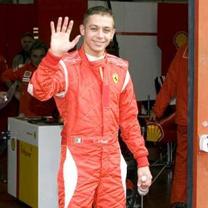 Rossi says talked with Ferrari about Monza