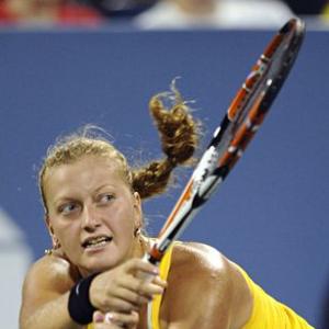 Czech teenager Kvitova upsets Safina