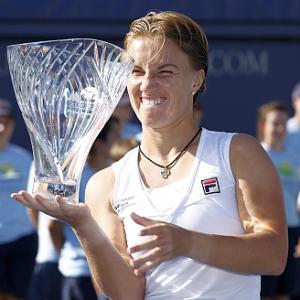 Kuznetsova snaps drought with San Diego Open win