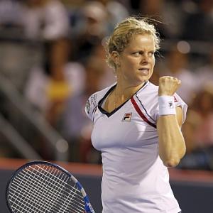 Clijsters still perfect on hardcourt after scare
