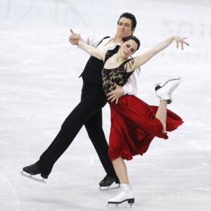 Canadian duo upstage Russian figure skaters