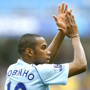 Robinho begs Manchester City to let him quit
