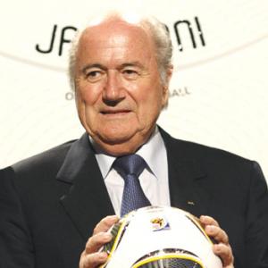 FIFA chief Blatter apologises for referee errors