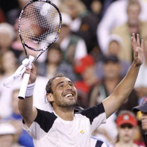 Baghdatis stuns Federer at Indian Wells