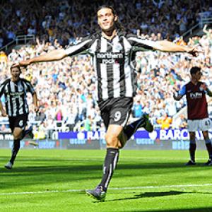 Newcastle Utd striker Carroll charged with assault