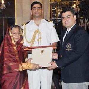 Narang conferred Khel Ratna, Zaheer misses event