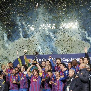 Messi spurs 'invincible' Barca to World Club title