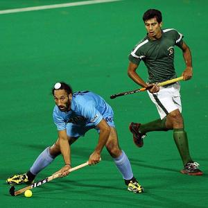 Hockey India-IHF row hogs limelight in 2011