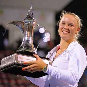 Wozniacki beats Kuznetsova to claim Dubai title