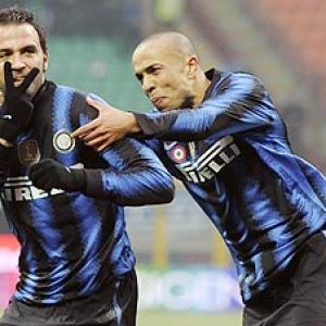 Debutant Pazzini puts Inter on winning track