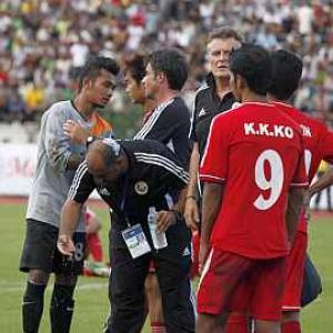 Oman awarded win after violence stops WC qualifier