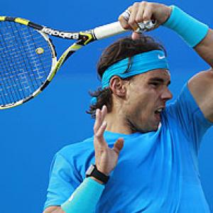 Nadal reaches Queen's last eight after rare blip
