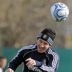 Argentina in search for Messi understudy