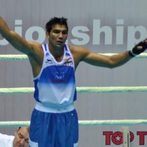 Boxers Devendro, Manoj qualify for London Olympics