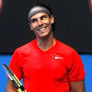 Nadal gives Raonic runaround in Tokyo