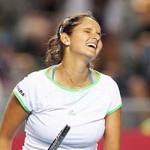 Sania out of action for few weeks due to surgery