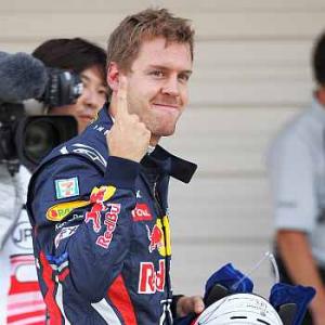 Vettel pips Button to Japanese pole