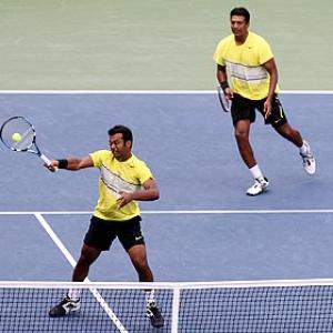 Paes-Bhupathi stroll into US Open quarters
