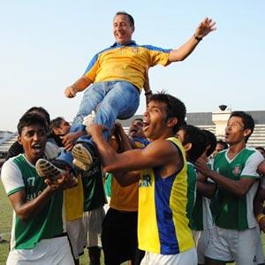 Salgaocar won't release coach Bencherifa for India job