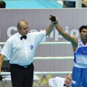 Manoj Kumar eases into second round of World Boxing