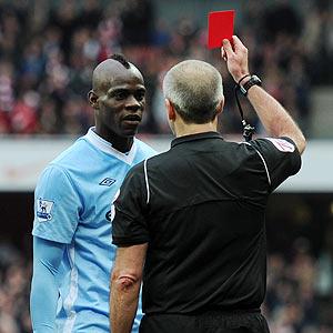 Balotelli apologises for red card against Arsenal