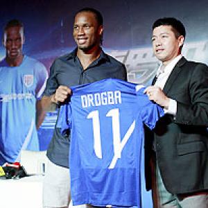 Stakeholders row may force Shanghai to sell Drogba, Anelka