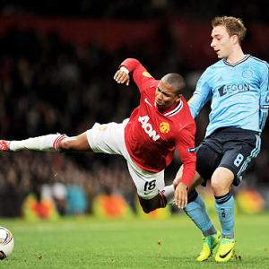 Europa League: United outplayed but still scrape through